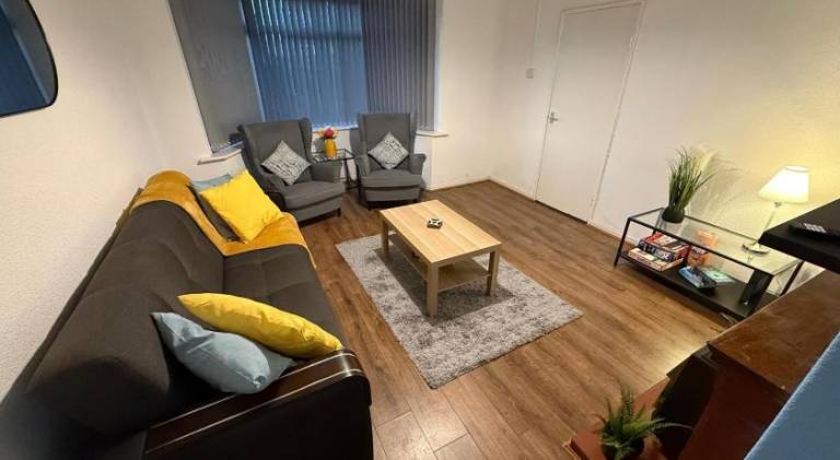 3BR House ideally located for HS2, Nec, BHX and Bham CC in Birmingham