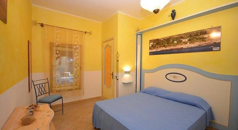 Pleasant holiday apartment with BBQ & patio | Beach nearby | Dogs allowed in San Vito Lo Capo