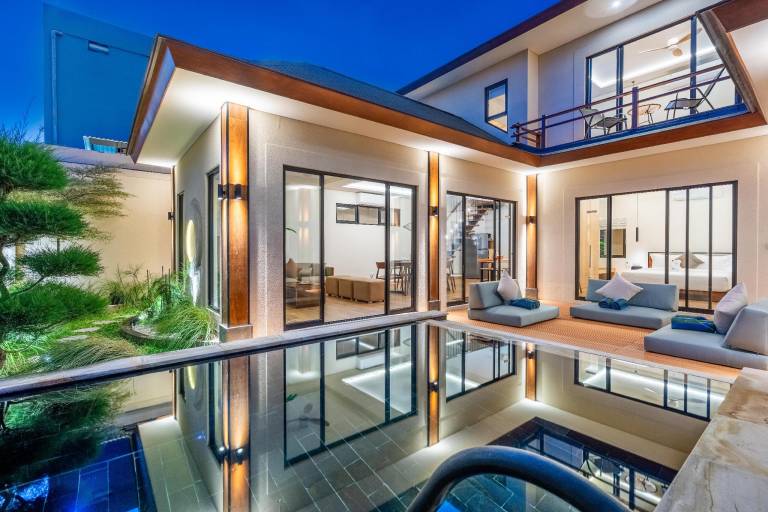Villa with terrace, yard & private pool | Suitable for remote work | Pet-friendly — photo 3