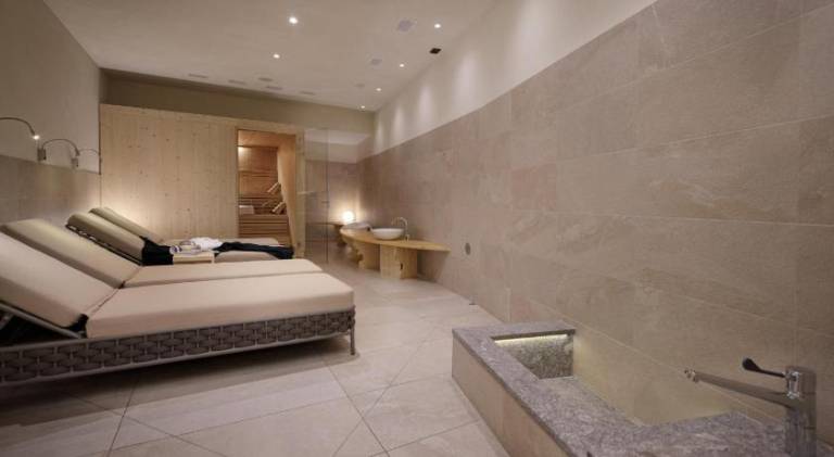 Chalet with sauna & pool | Pets are welcome — photo 2