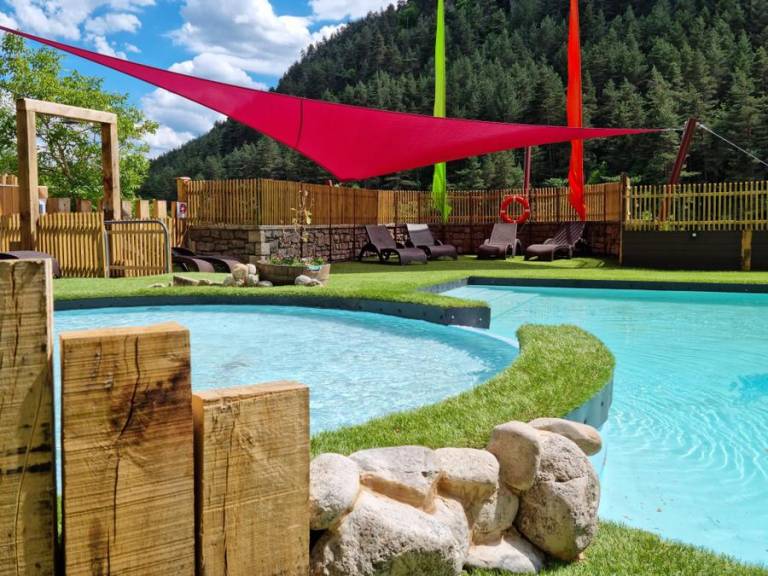 Mobile home with heated pool & terrace | Mountain view — photo 2