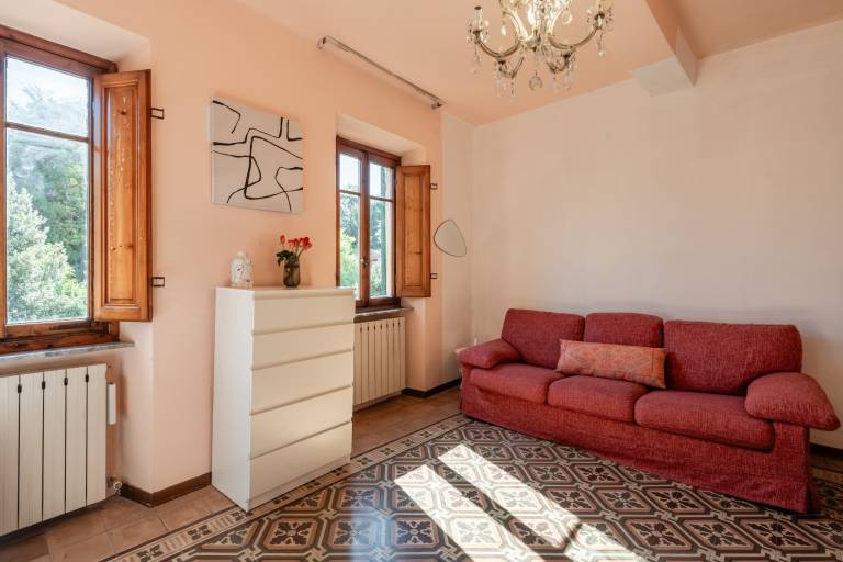 Beautiful holiday apartment with fast internet | Next to Lucca Cathedral | Garden view | Suitable for remote work | Pets are welcome — photo 3