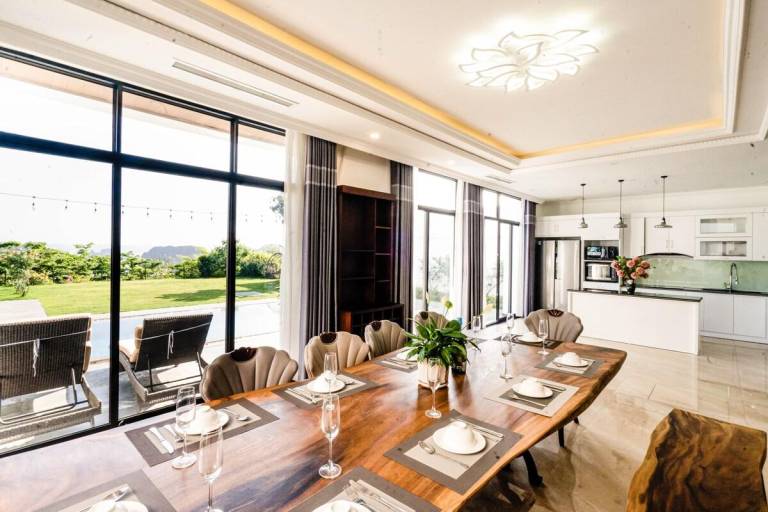 Villa with pool, jacuzzi & BBQ | Water view | Suitable for remote work | Dogs allowed — photo 4
