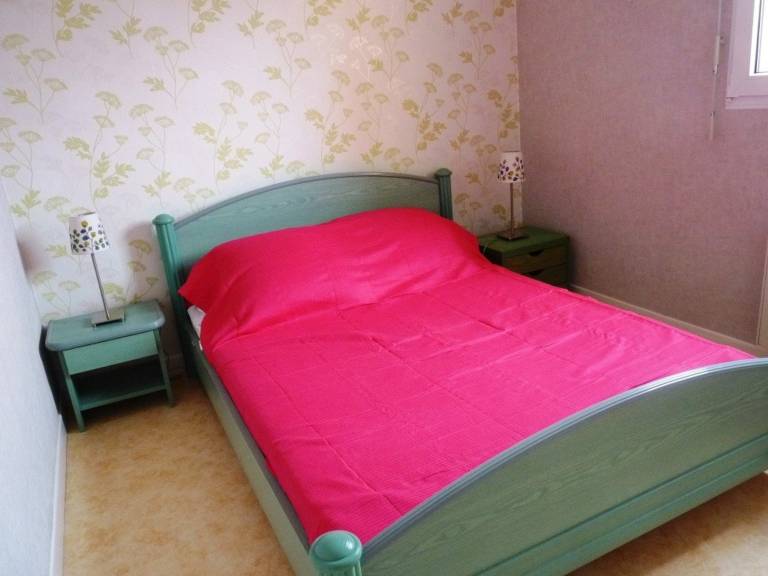 Apartment with 2 rooms for 6 persons — photo 4