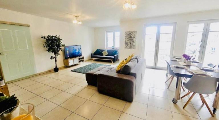 Chic 2BR easy access to the train station-2b in Luxembourg City