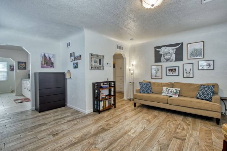 House Mesilla