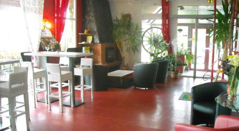 Logis Hotels - Hotel et Restaurant Le Relais des Garrigues — photo 4