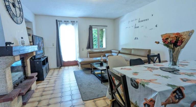 Holiday apartment with BBQ, yard & patio — photo 2