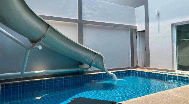 Villa with pool in Pattaya