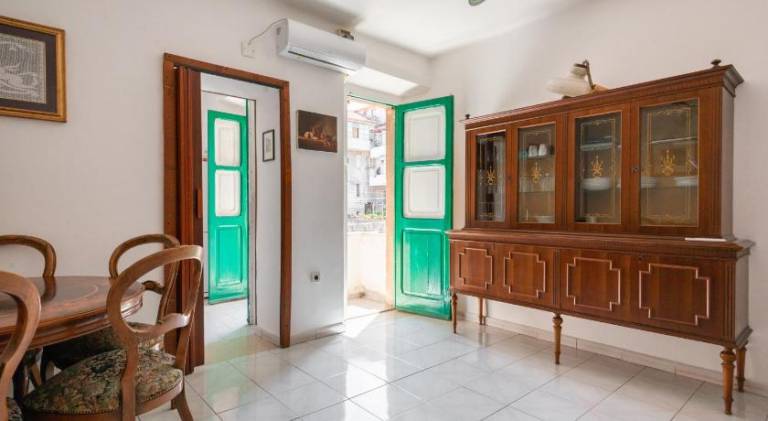 Apartment with 1 room for 4 persons — photo 4