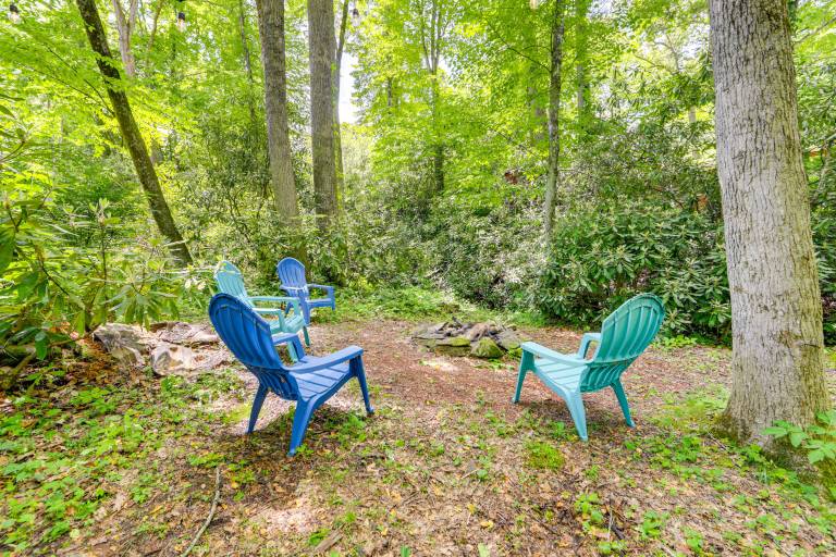 Pet-Friendly Creekside Cabin w/ Pool Access! — photo 2