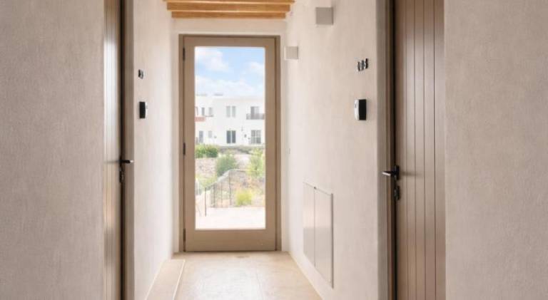 Holiday apartment with terrace & yard — photo 5