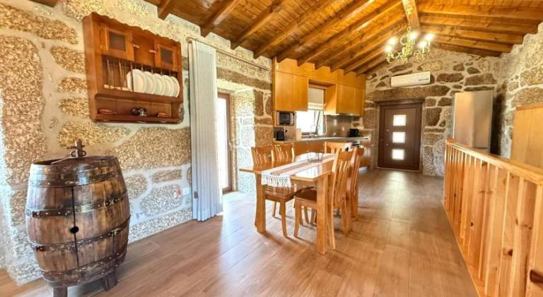 Pleasant chalet with hot tub & pool | Dogs allowed — photo 5
