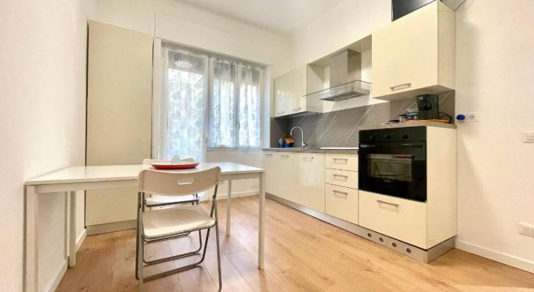 Apartment with 1 room for 4 persons — photo 3