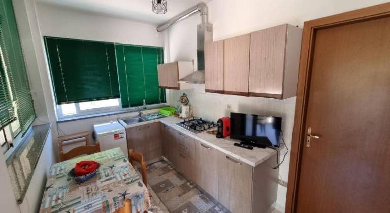 Villa with BBQ, terrace & yard | Pet-friendly — photo 5