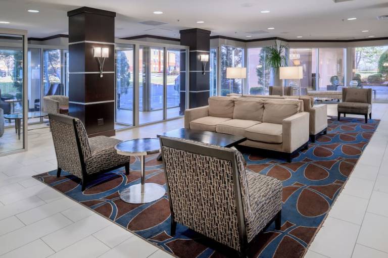 Embassy Suites by Hilton St Louis Airport