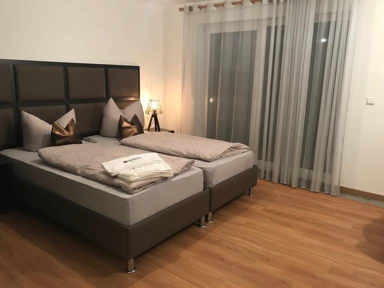Apartment with yard & terrace | Perfect for remote work — photo 2