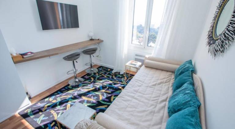 FABULOUS !APARTMENT A FRONT OF LEGENDARY MONTE CARLO BEACH and TENNIS CLUB ! — photo 2