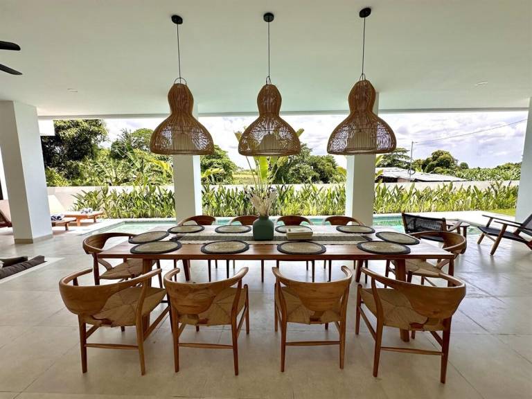 Villa with private pool, garden & patio | Suitable for remote work | Pet-friendly — photo 4