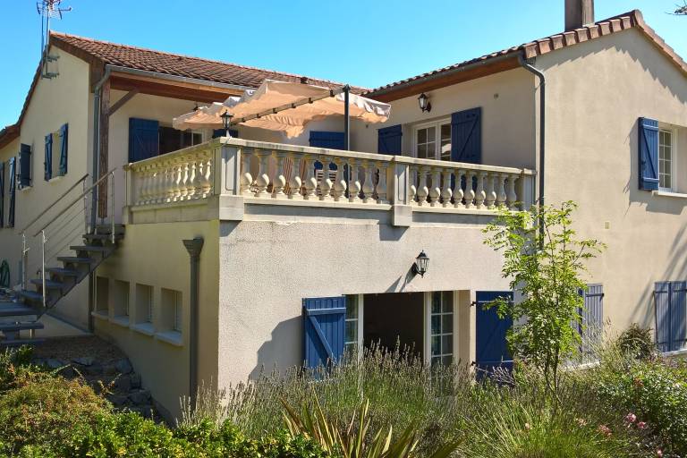 Villa with pool, terrace & garden | Nature view — photo 2