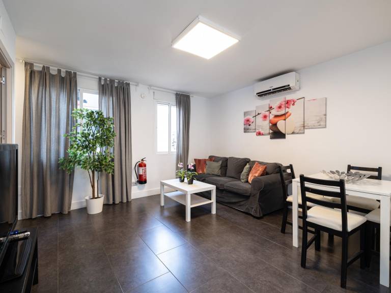 Child-friendly apartment with patio | Pets allowed — photo 2