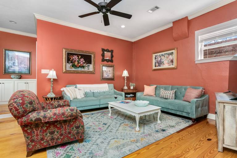 Children-friendly condo | Pets are welcome — photo 3