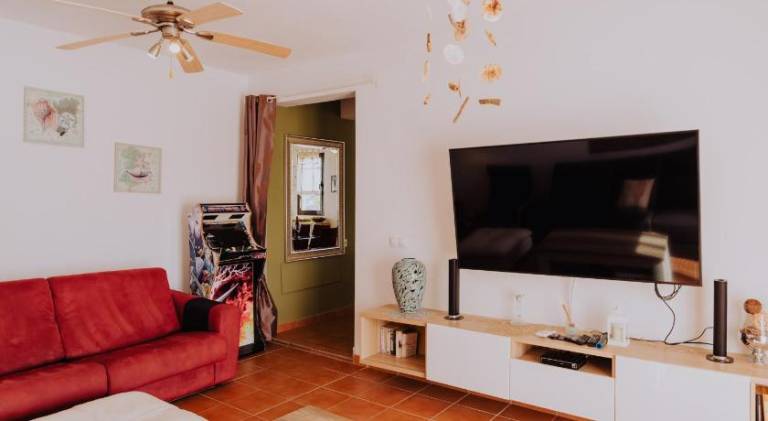 Fully equipped spacious villa with private pool, yard & terrace | Dogs allowed — photo 2