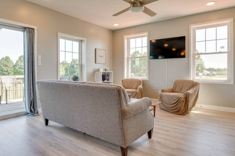 Pet-Friendly Countryside Retreat in Whiteland! — photo 4