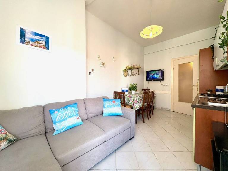 Rental apartment with 2 rooms for 4 persons — photo 3