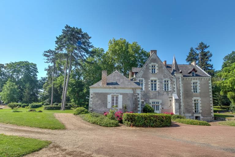 Château Montreuil-Juigné