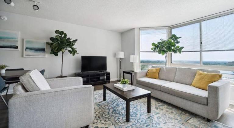 Rental apartment with pool | Dogs allowed in Arlington, VA