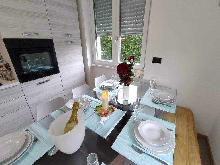 Children-friendly rental apartment with terrace, yard & grill | Panoramic view | Perfect for remote work | Dogs allowed — photo 2