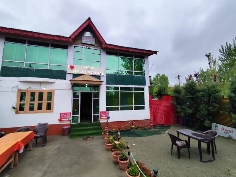 New Heaven Canal Guest House — photo 3