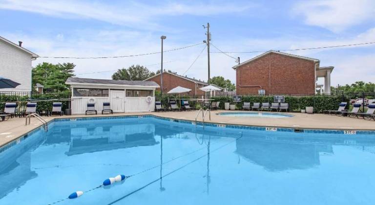 Brentwood D6 I Cozy & Comfy I 2Bd I Free Parking — photo 4