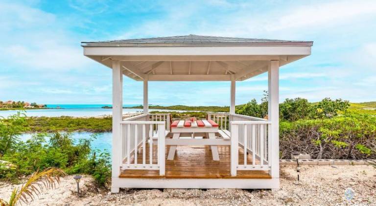 Chalk Sound Beach Residences Near Sapodilla Bay Beach by Angel Host! — photo 3