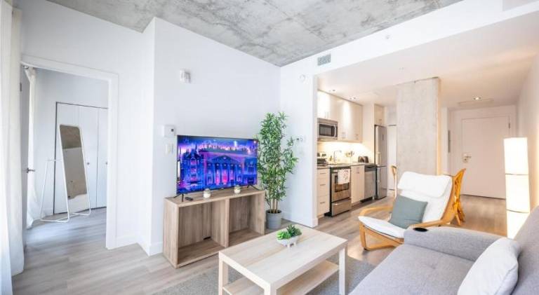 Apartment | Close to Notre-Dame Basilica in Montréal, QC
