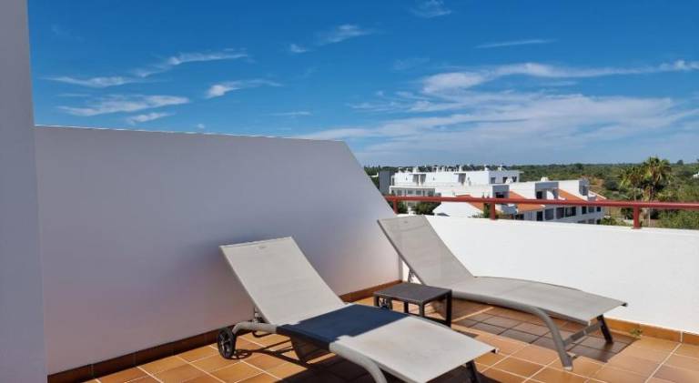 Rental apartment with pool — photo 3