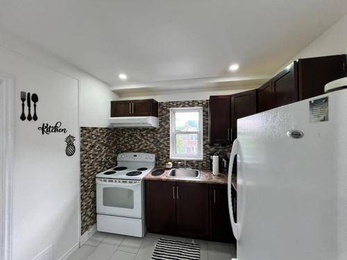 1 Convvy nient Residence
