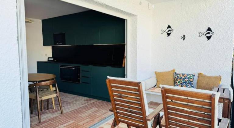 Apartment with terrace, barbecue & garden — photo 5