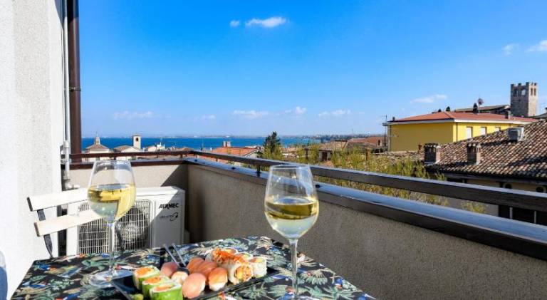 Holiday apartment with 2 rooms for 6 persons — photo 4