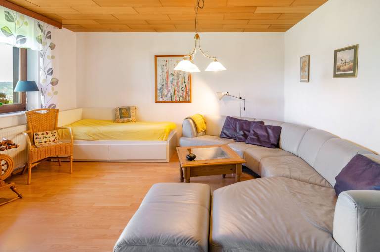 Rental apartment with barbeque & garden | Garden view — photo 4