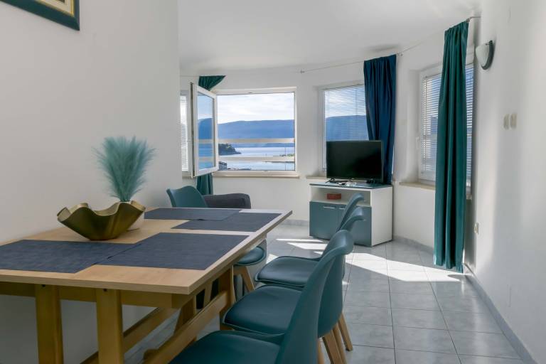 Apartments Beach house Blace — photo 4