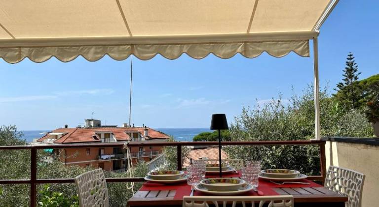 Holiday apartment with 1 room for 4 persons in Chiavari