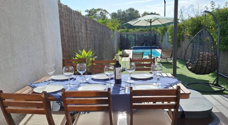 Vacation home with garden & private pool — photo 2
