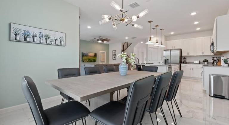 Vacation home with pool | Pets are welcome — photo 4