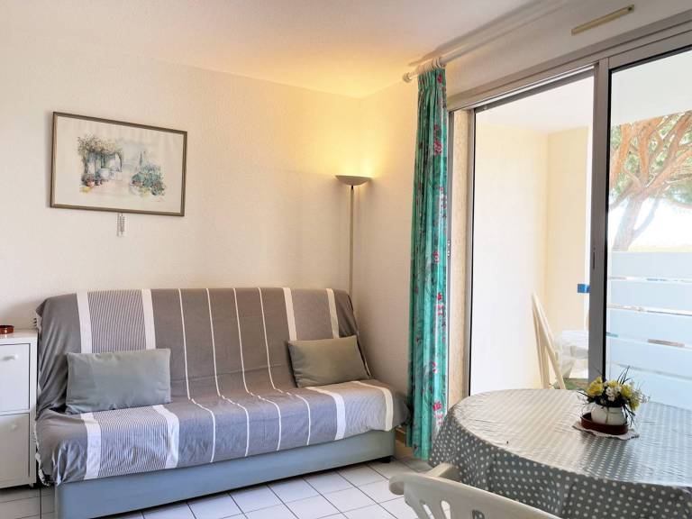 Rental apartment with pool — photo 4