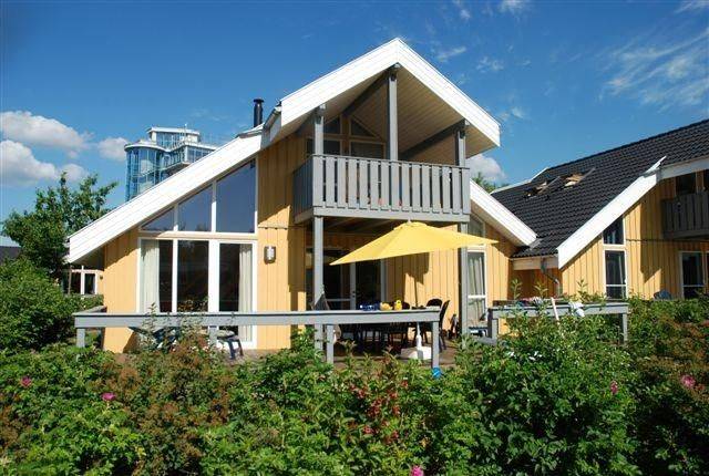 90 M² Ferienhaus ∙ 2 Schlafzimmer ∙ 6 Gäste - Müritz