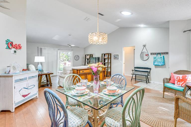 New Port Richey Home w Charcoal Grill Near Hiking