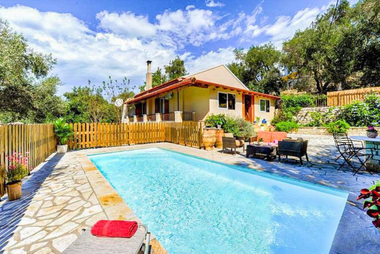 Villa Paxos
