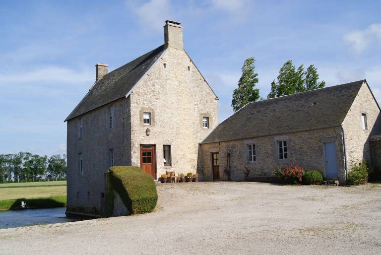 House Mosles